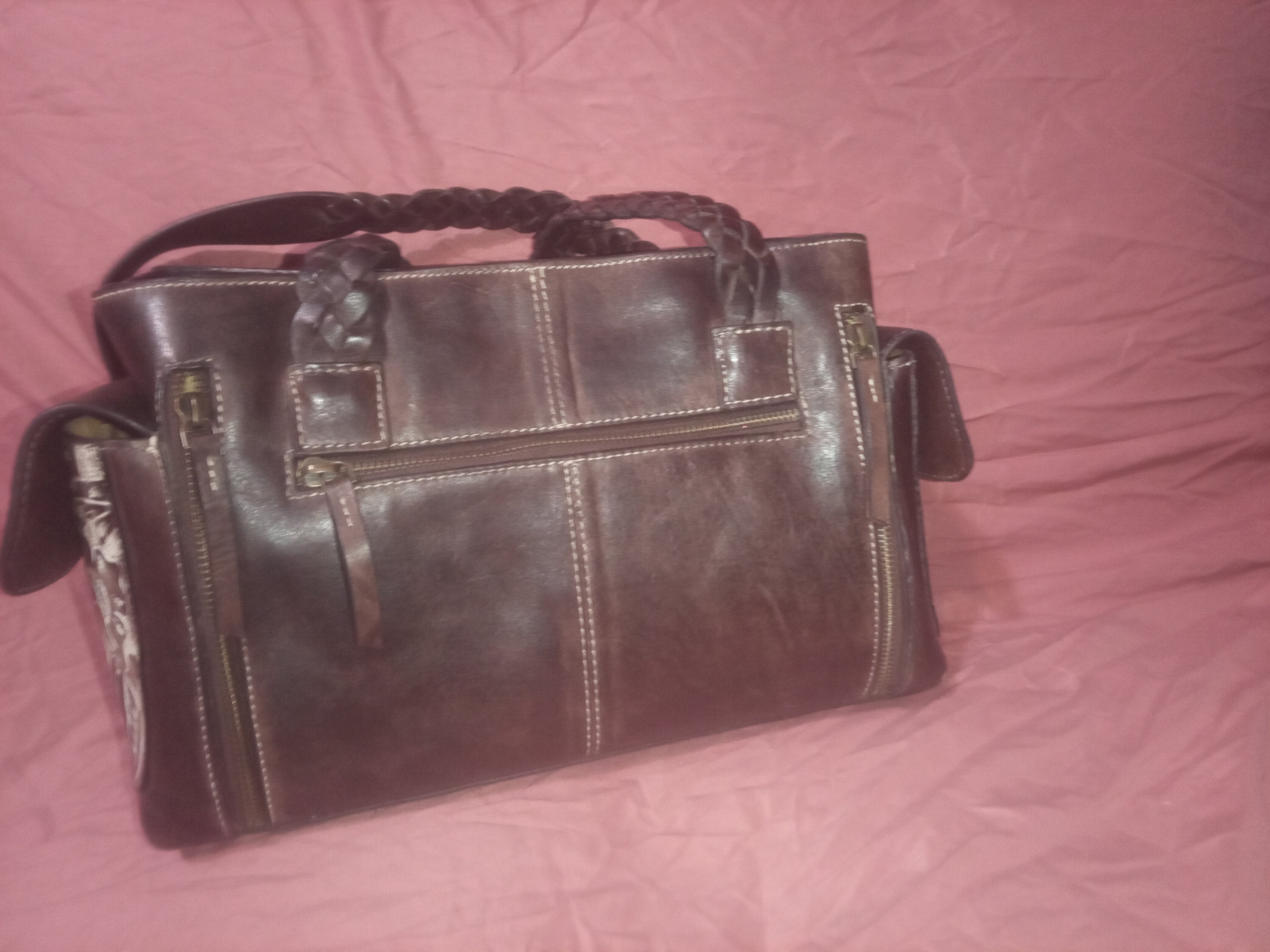 ARIAT  purse